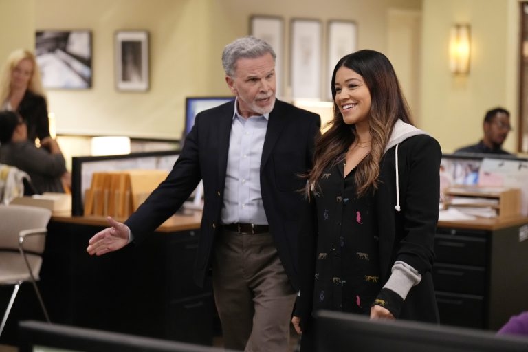 Not Dead Yet (Season 1), Episode 7: Recap & Ending, Explained – Does Nell Keep Her Job As An Obituary Writer?