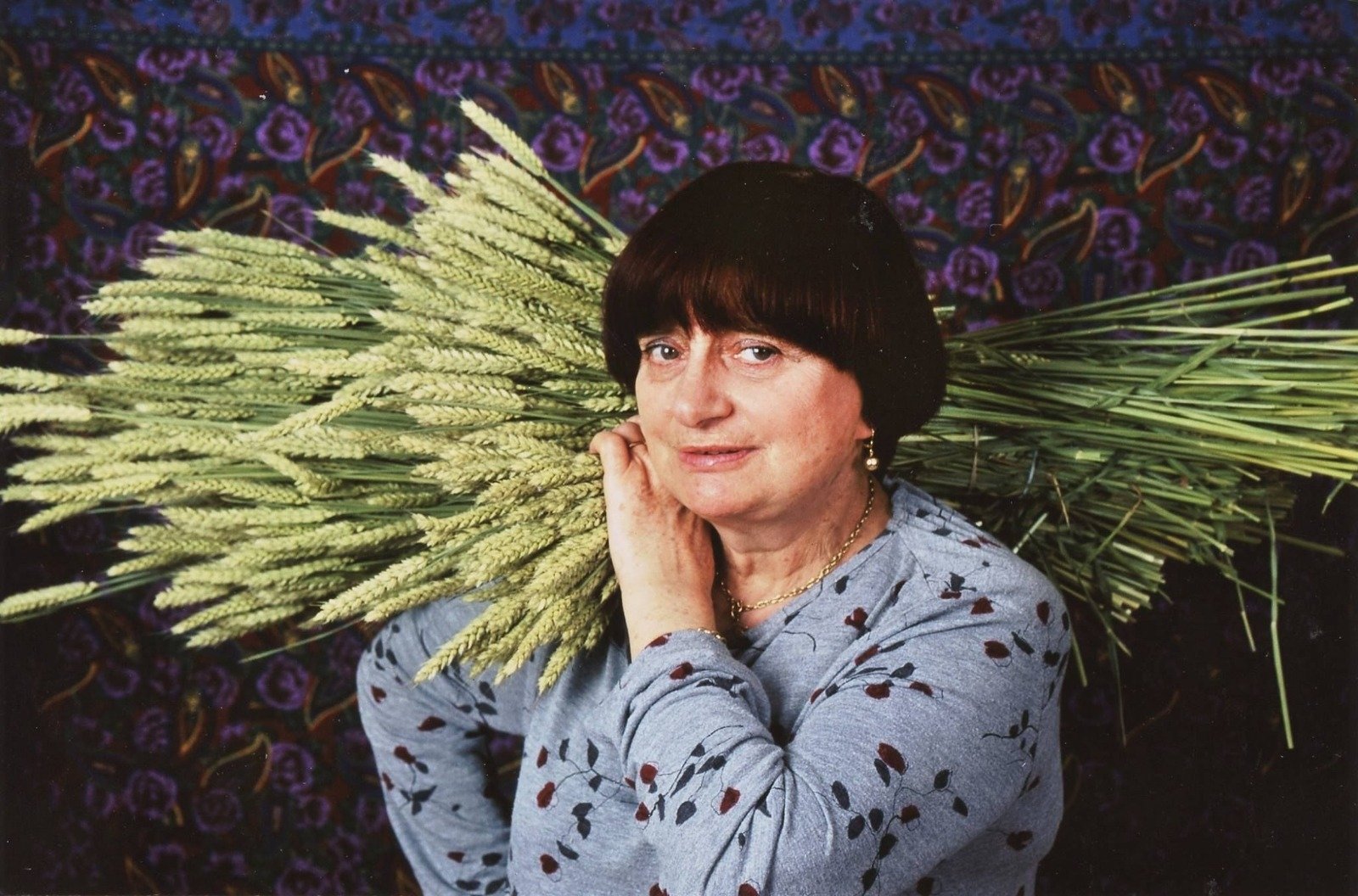 Movies like Hunger on Netflix - The Gleaners and I (2000)
