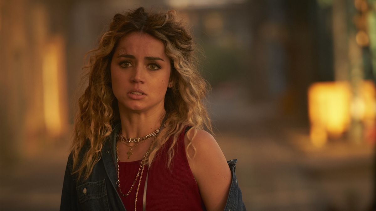 Ana De Armas Moviie Perfomances - The Informer