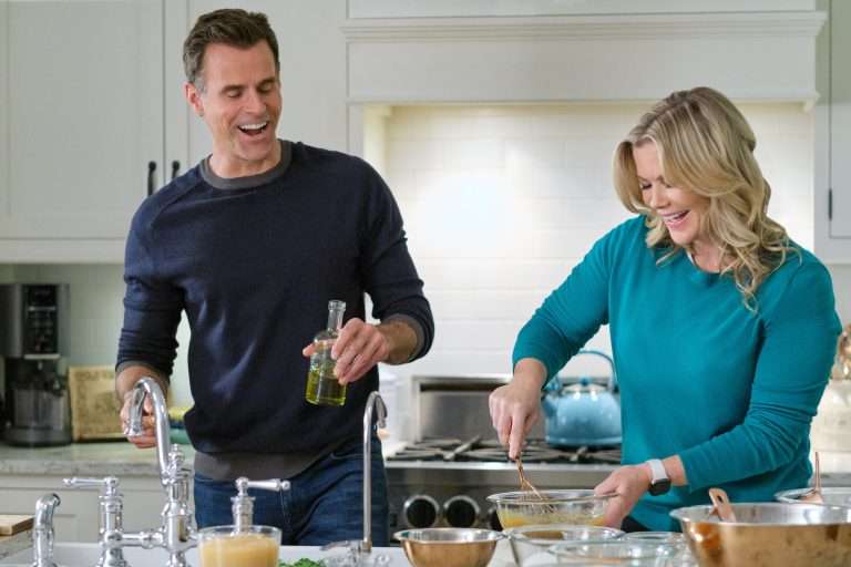 Carrot Cake Murder: A Hannah Swensen Mysteries (2023): Movie Ending, Explained – Why does Hannah break off her engagement with Mike?