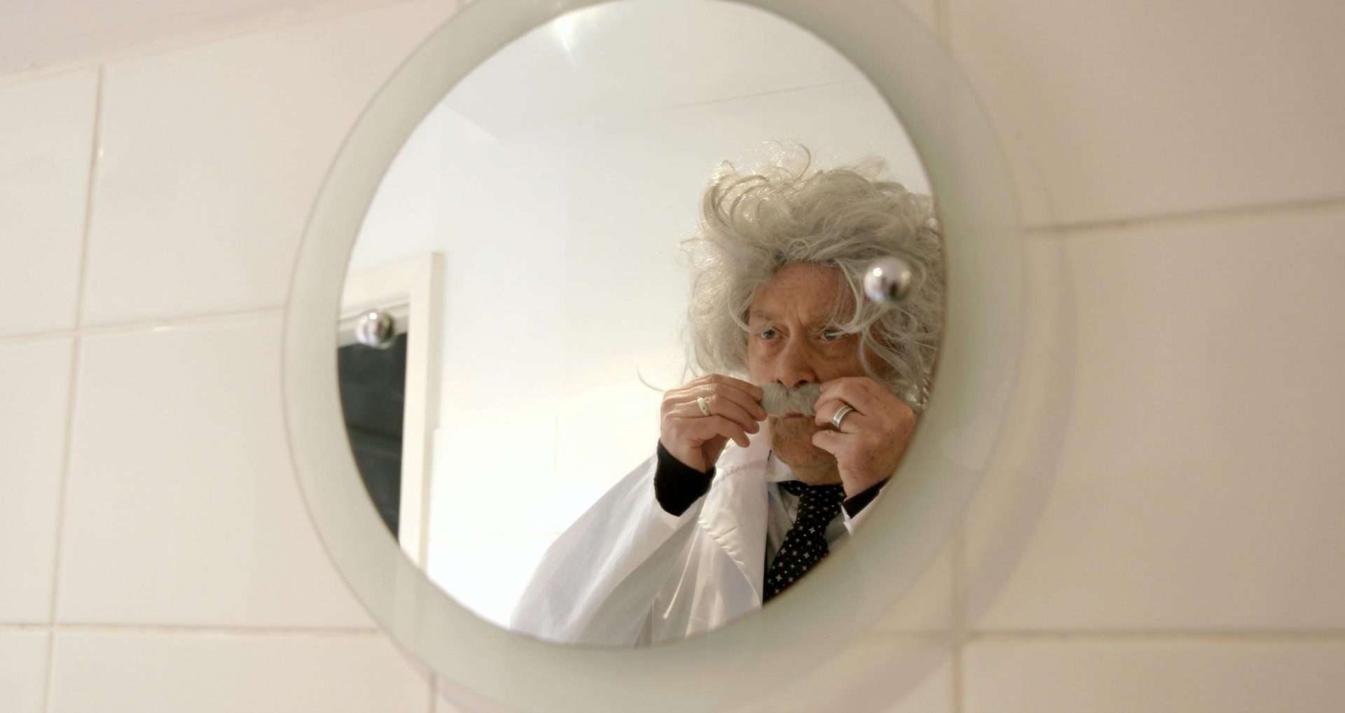 A still from Red Herring (2023).