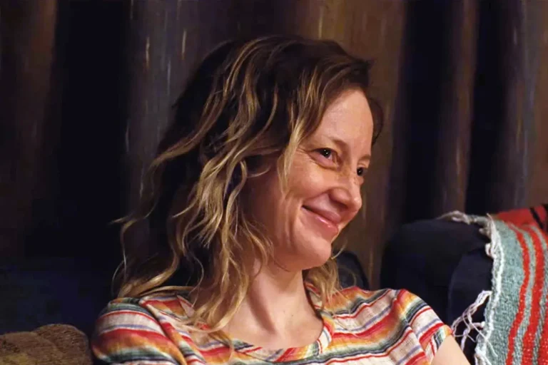 Is the movie ‘To Leslie’ starring Andrea Riseborough based on a true story?