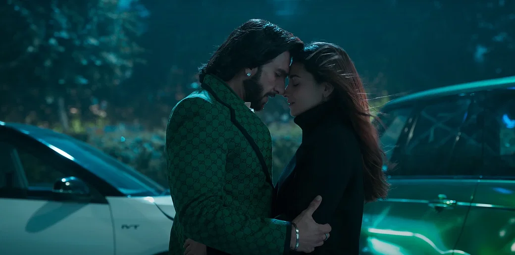 Rocky aur Rani kii Prem Kahani Sterotypes