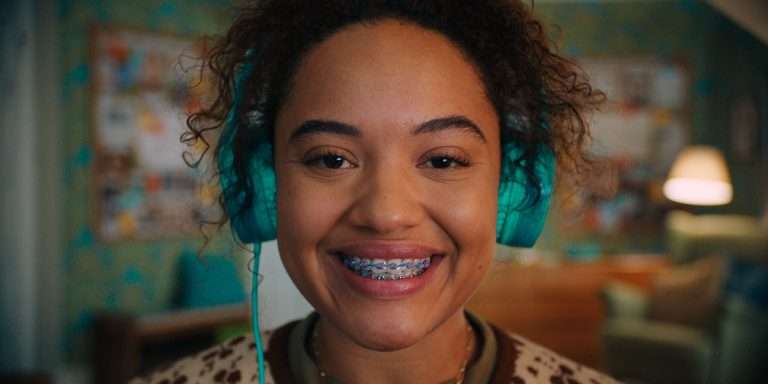 Susie Searches (2023) Movie Review – An Undercooked Crime Caper Which Cannot Rise Above Its Contrivances