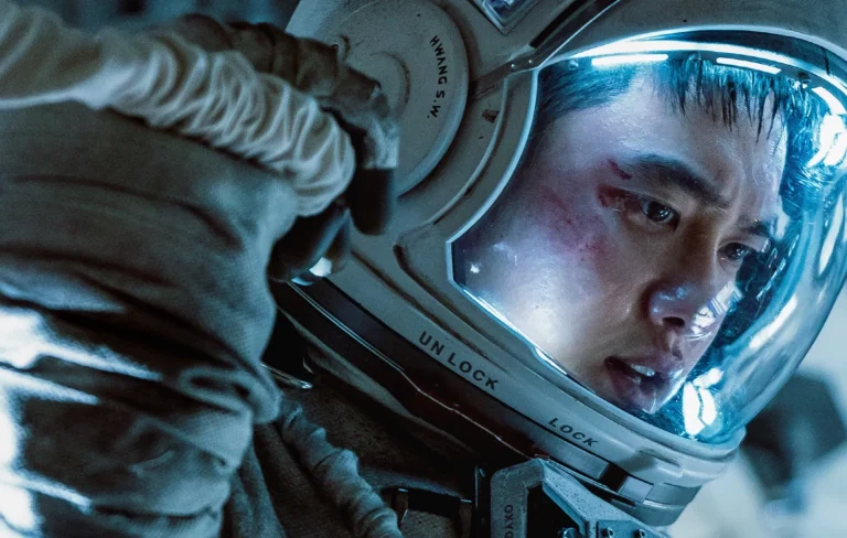 The Moon (2023) Movie Ending, Explained- Will Hwang Sun-woo survive the Moon Mission?