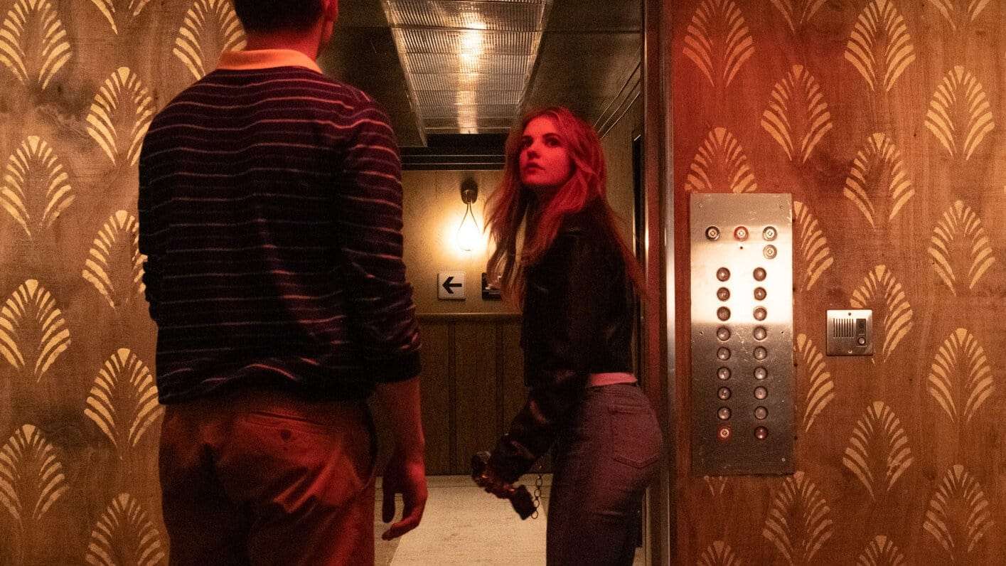A still from Elevator Game (2023). 