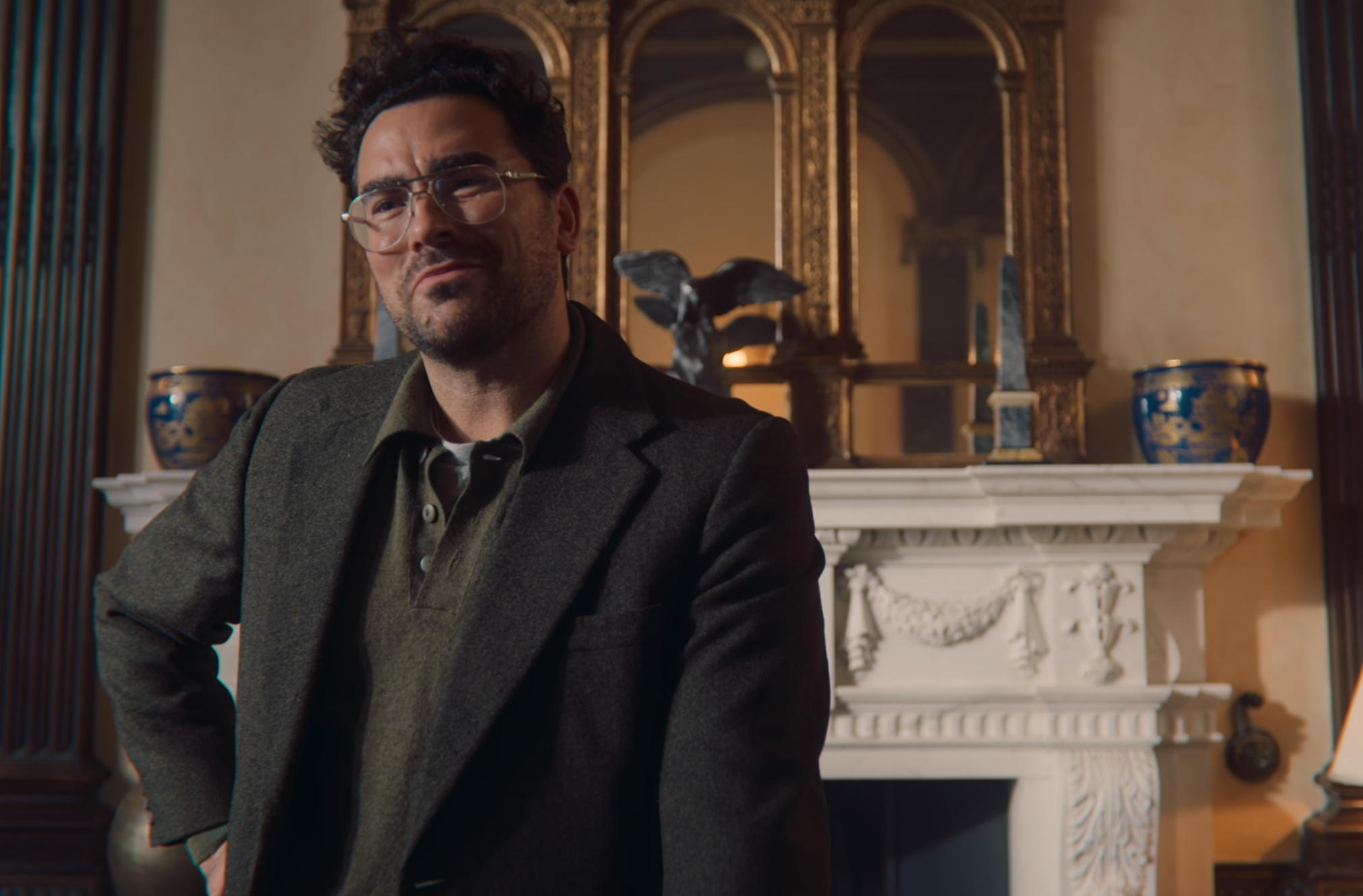 Dan Levyas Thomas Molloy in Sex Education Season 4, Episode 1. 