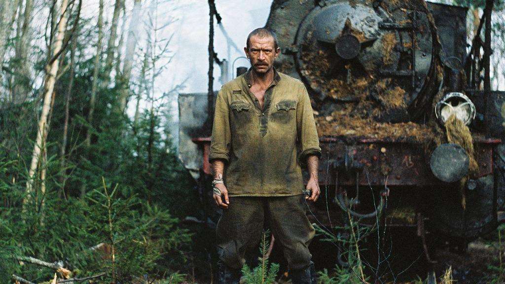 Train Movies_The Edge (2010)