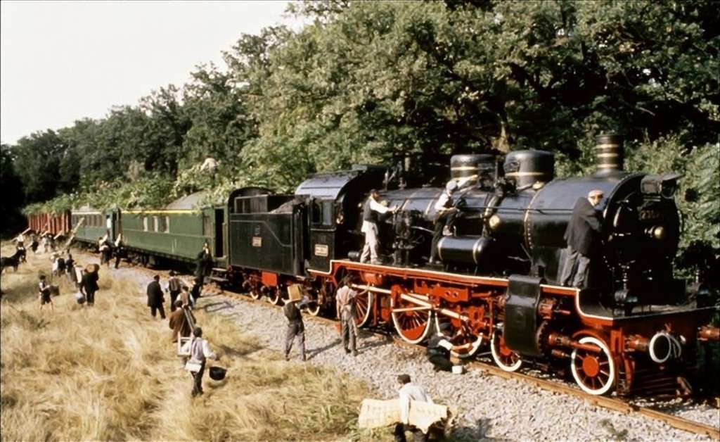 Train Movies_Train of Life (1998)