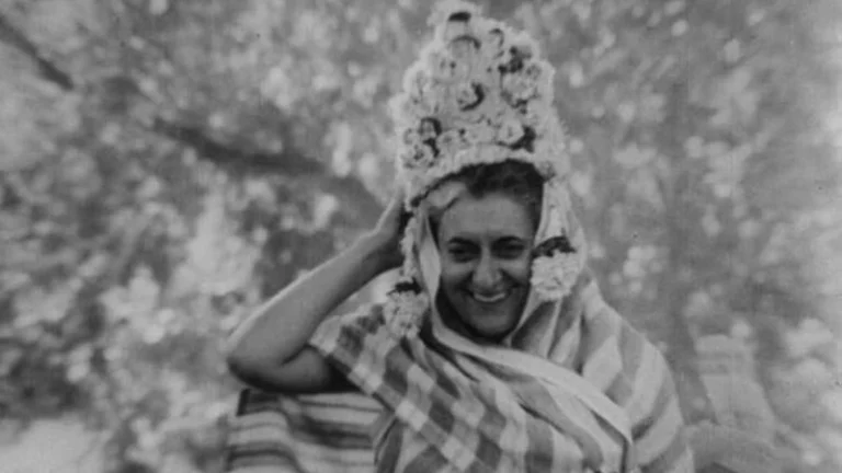 Indi(r)a’s Emergency (2023) ‘MAMI’ Movie Review: An Educational Journey into Indira Gandhi’s Political Era