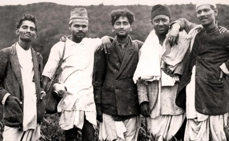 The World is Family (2023) ‘DIFF’ Movie Review: Anand Patwardhan’s funny and moving documentary binds the nation and home