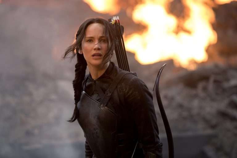 The Hunger Games: Mockingjay Part 1 (2014) Movie Ending Explained – Why Did Peeta Try to Kill Katniss?