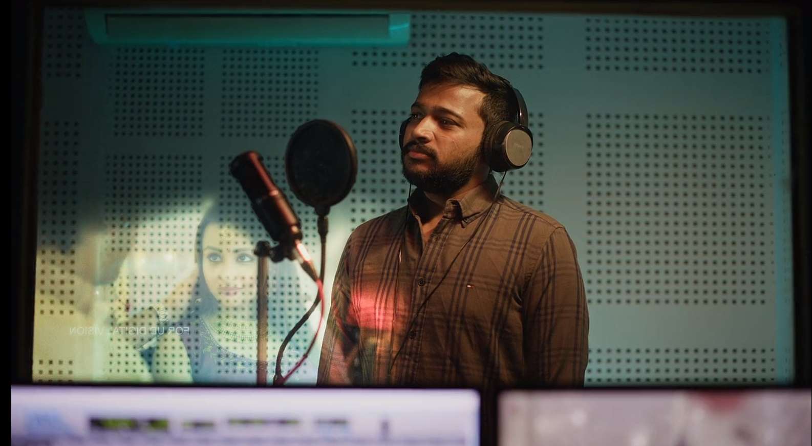 Falimy (2023) Movie Review