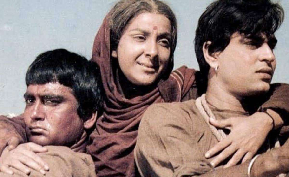 Bollywood Inc.When Budget Calls the Shots - hof1