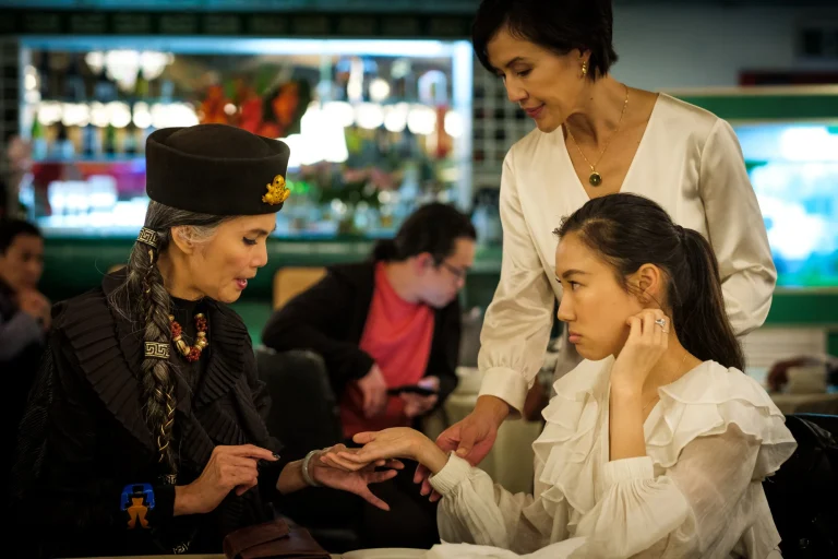 Five Blind Dates (2024) Movie Review & Ending Explained: Who Does Lia End Up With?