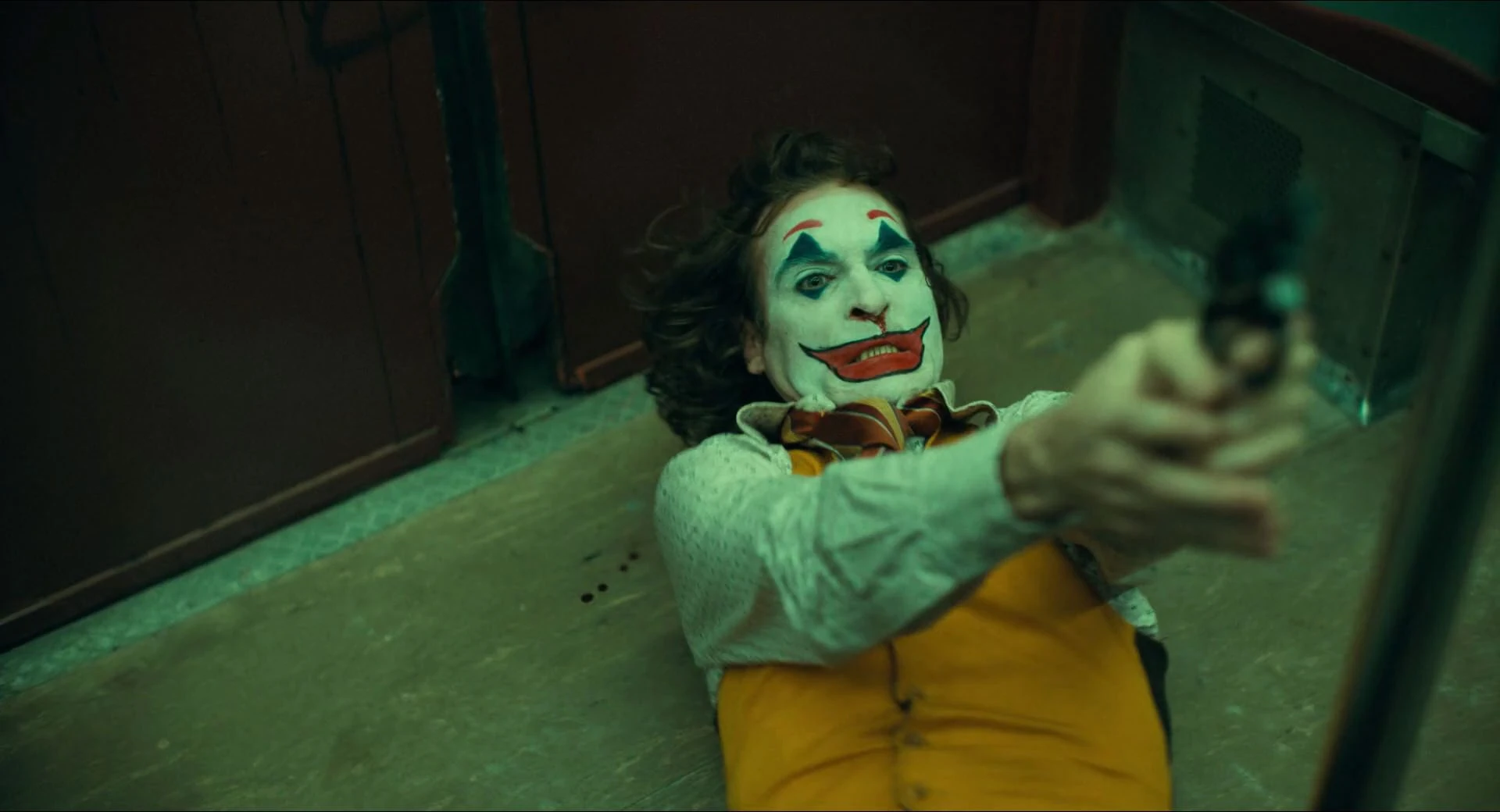 Joker (2019) Movie Ending Explained & Themes Analyzed