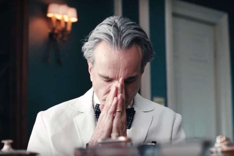 Daniel Day-Lewis Adheres to his Stance of Staying Retired