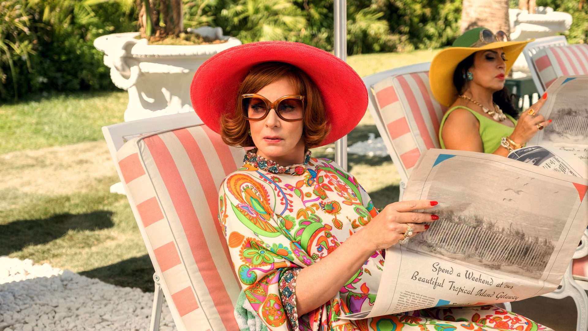 Allison Janney as Evelyn Rollins in Palm Royale Episode 2. 