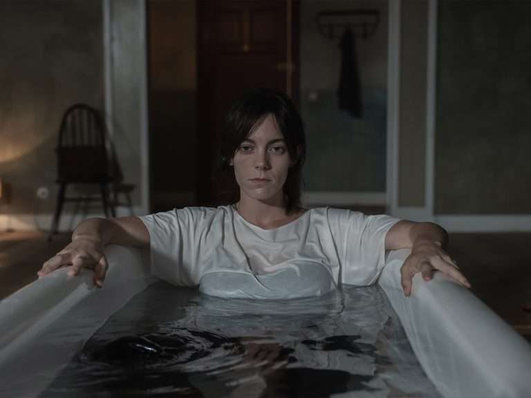Red Queen (Reina Roja) Season 1: Review, Recap & Ending Explained – Can Antonia save her son Jorge?