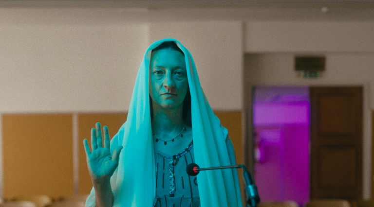Stray Bodies (2024) ‘CPH: Dox’ Review – Health Tourism In The EU and A Bunch Of Other Impossible Debates