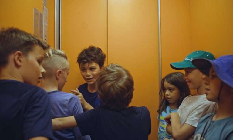 Brunaupark (2024) ‘Visions du Reel’ Review: Peculiarly Distant Doc on Housing Crisis