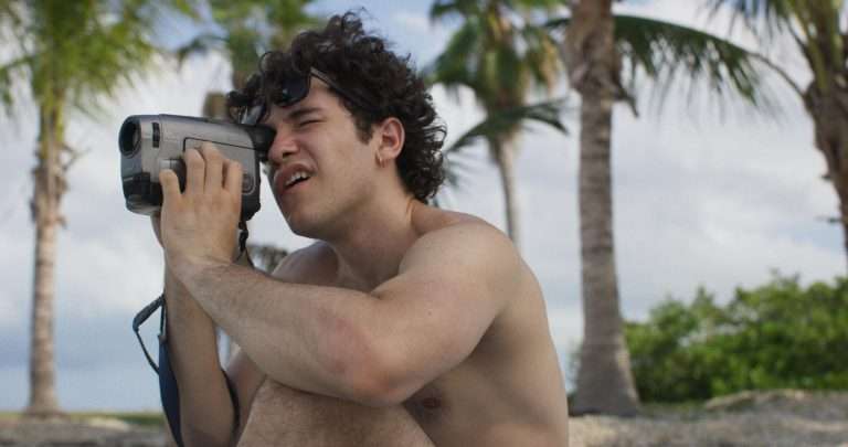 Fallen Fruit (2024) ‘Miami Film Festival’ Movie Review: Ramiro Batista is Resplendent in Chris Molina’s Modest, Enormously Amiable Debut