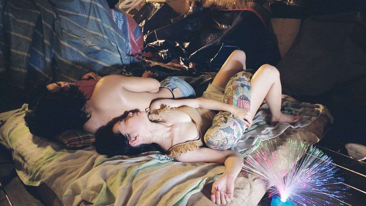 I Don't Want To Sleep Alone (2006) Tsai Ming-liang