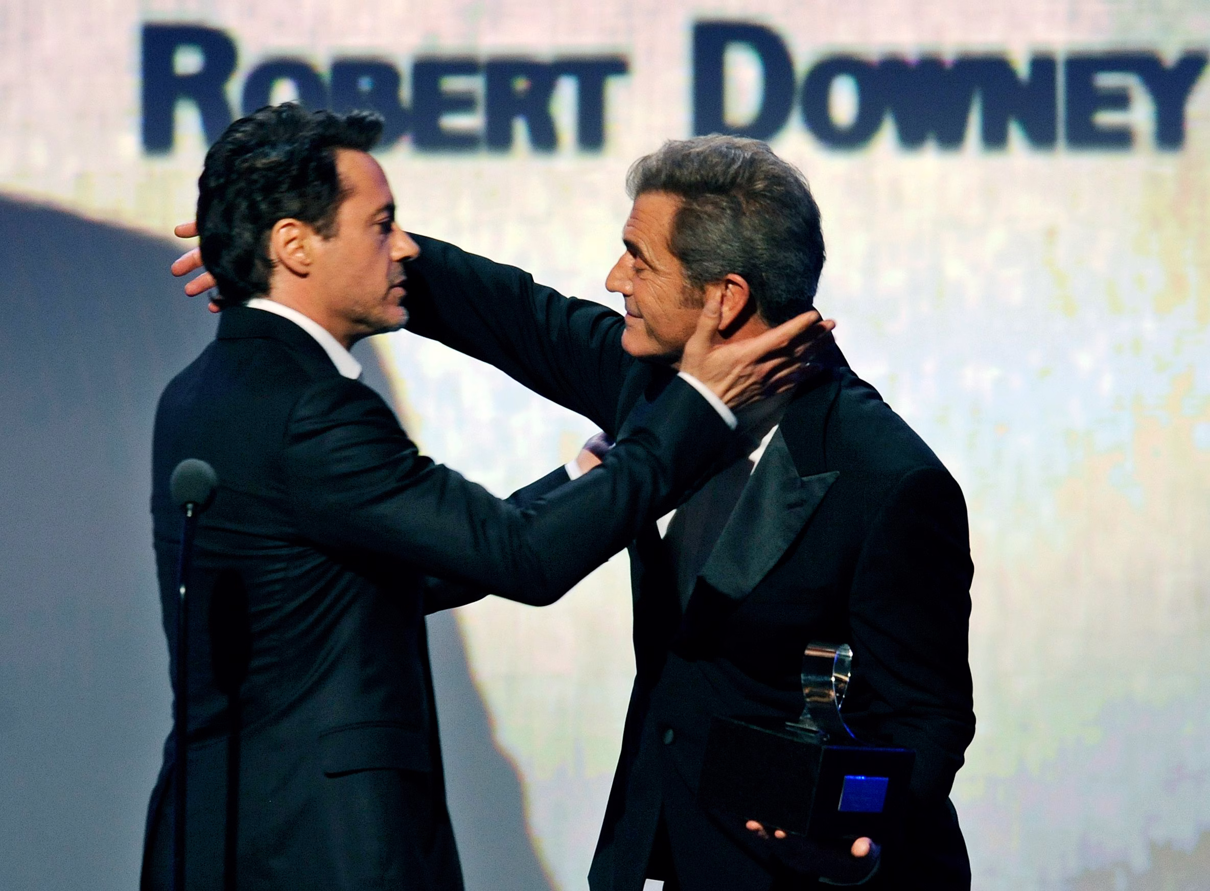 Mel Gibson Says Robert Downey Jr.’s ‘Bold and Generous’ Gesture Saved Him From Getting Canceled
