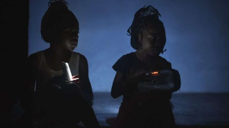 Rising Up At Night (2024) ‘Visions du Reel’ Review: Staggering Journey Through a Place Dipped in Darkness