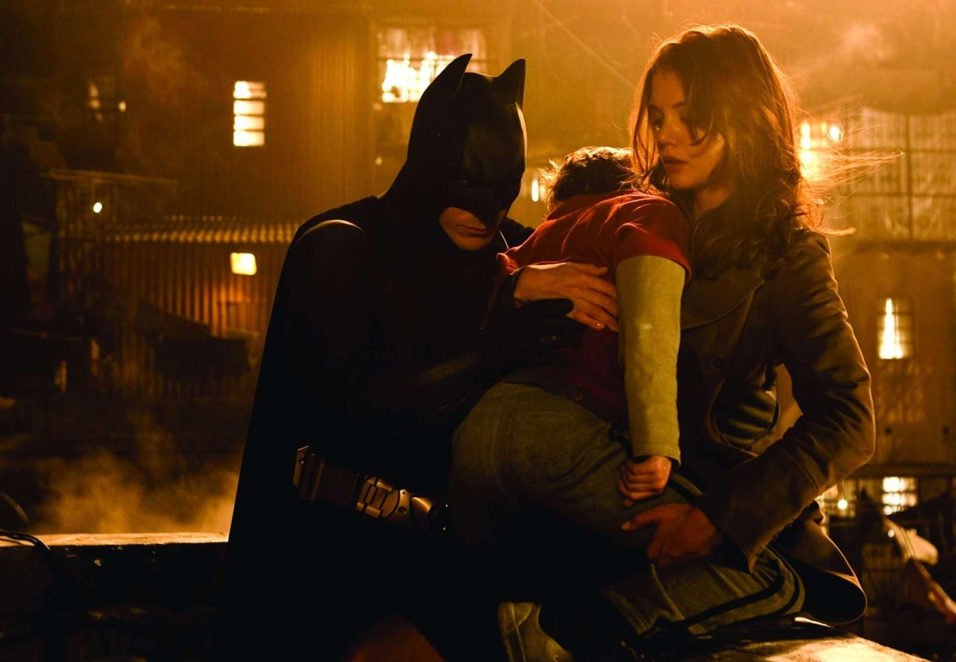 Batman Begins (2005) Movie Ending Explained & Themes Analysed