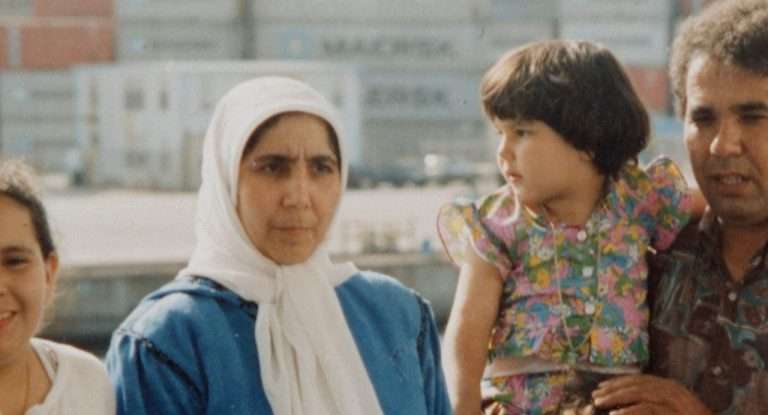 Les Miennes (2024) ‘Visions du Reel’ Review: Mother-Daughter Rifts Find Painful Depths in This Doc