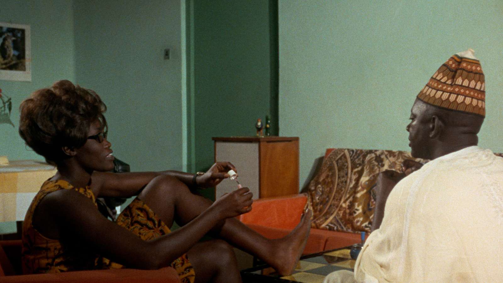 Mandabi: Directed by Ousmane Sembène