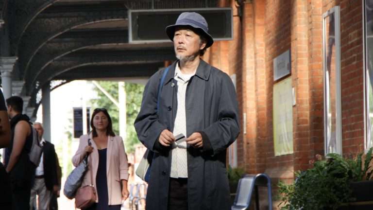 Cottontail (2023) Movie Review: Lily Franky’s Weary Eyes Guide Us Through This Uneven but Tender Family Drama