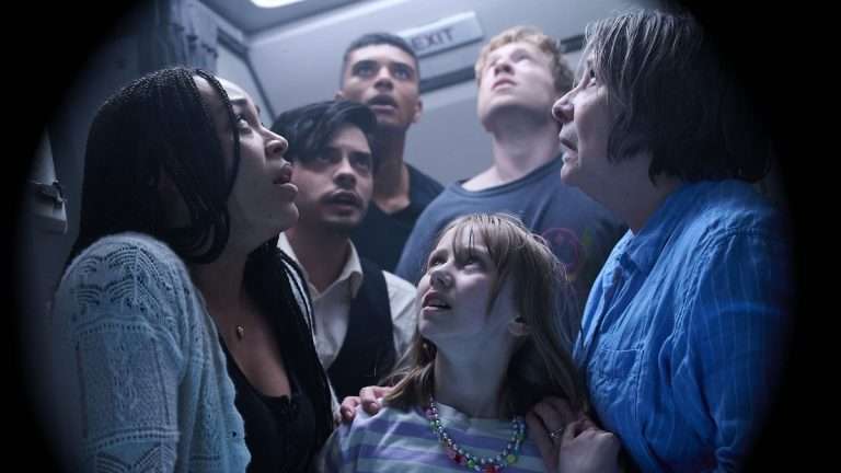No Way Up (2023) Movie Ending Explained: Miracle Escape or Plot Hole Nightmare? Did Ava Survive?