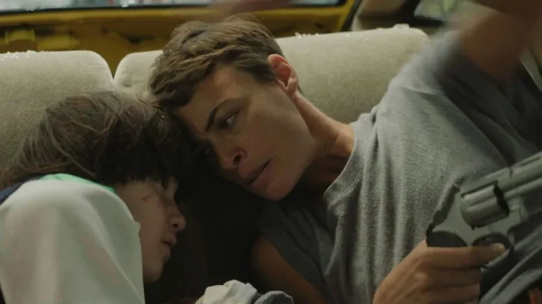 Mexico 86 (2024) ‘Locarno’ Movie Review: A Sensitive Portrayal of a Rebel Activist Stuck in the Dilemma of Choosing Her Ideals or Motherhood