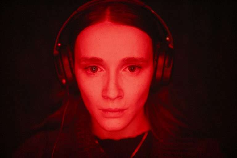 Red Rooms (Les chambres rouges, 2023) Movie Ending Explained: Why does Kelly-Anne Dress as Camille?