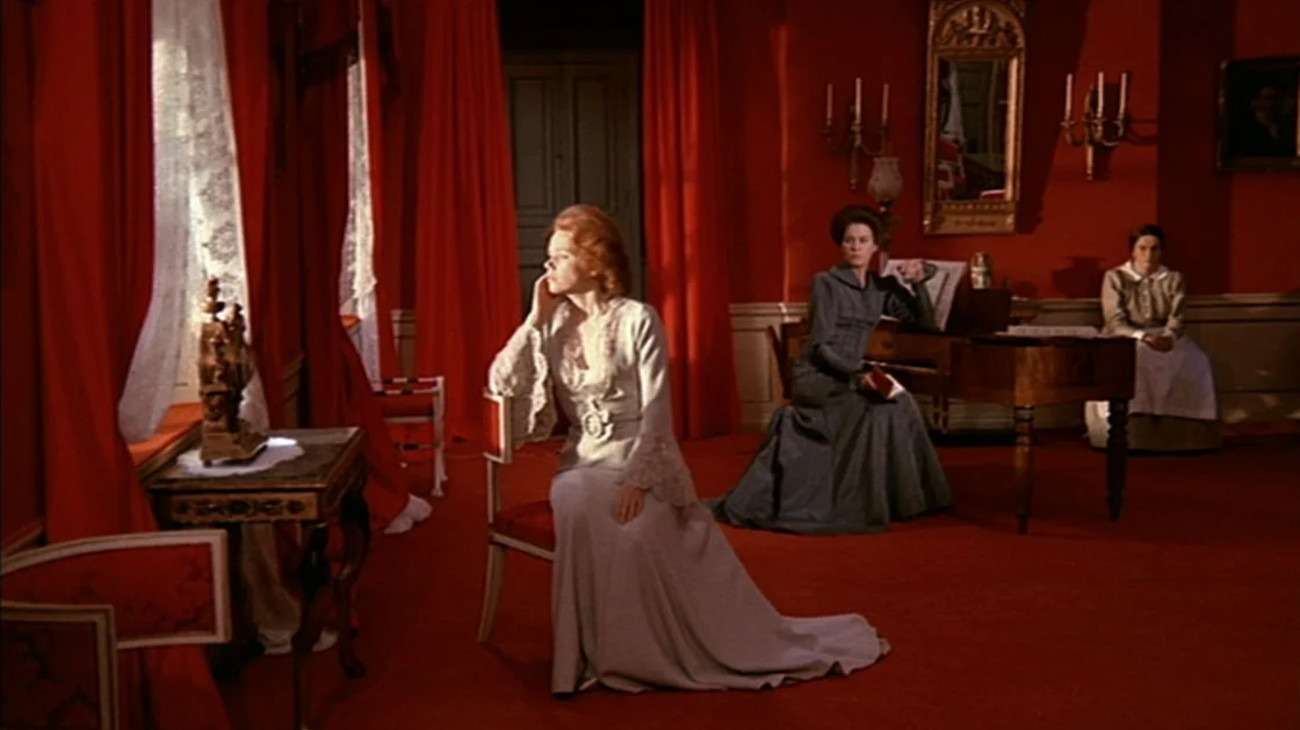 Cries and Whispers (1972)