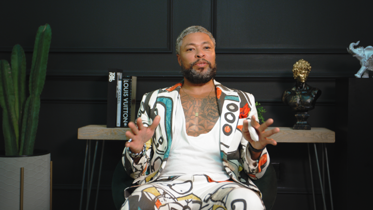 Light Up (2024) Documentary Review: Queerness as a form of expression and self-realization 