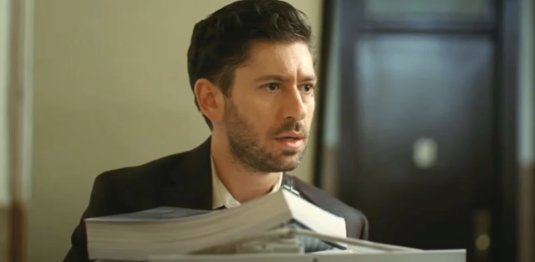 Notice To Quit (2024) Movie Review: A Humane, Anxiety-Inducing Father-Daughter Drama Anchored by Wonderful Performances 