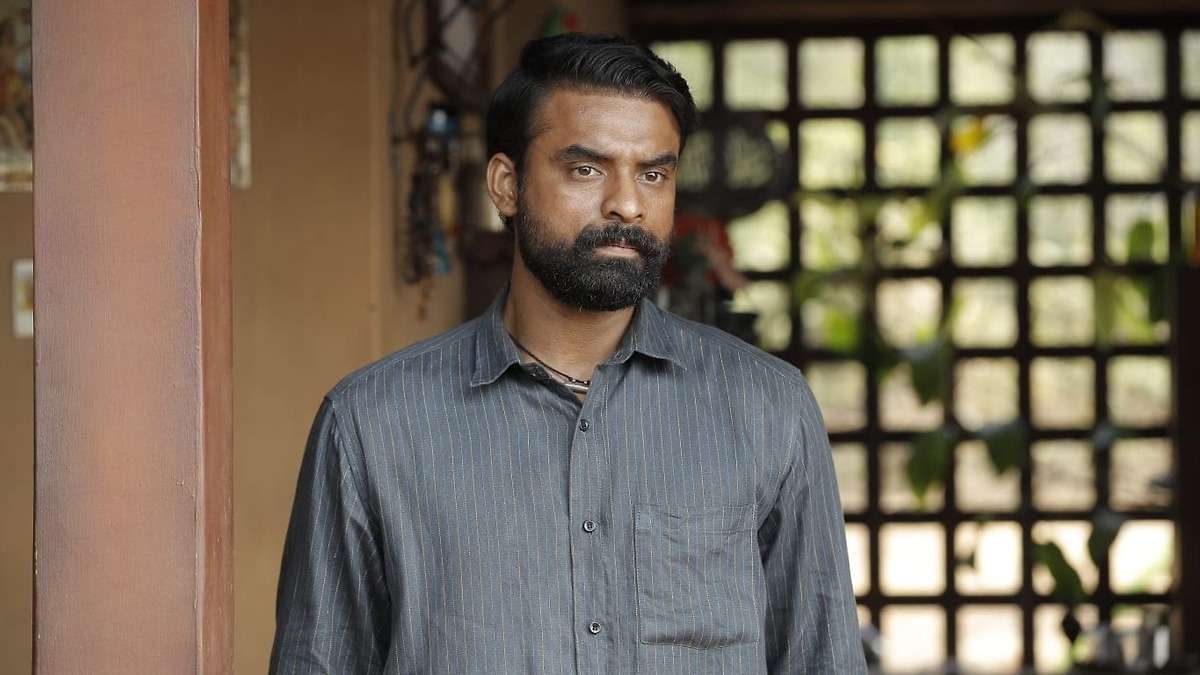 Ajayante Randam Moshanam (Arm)