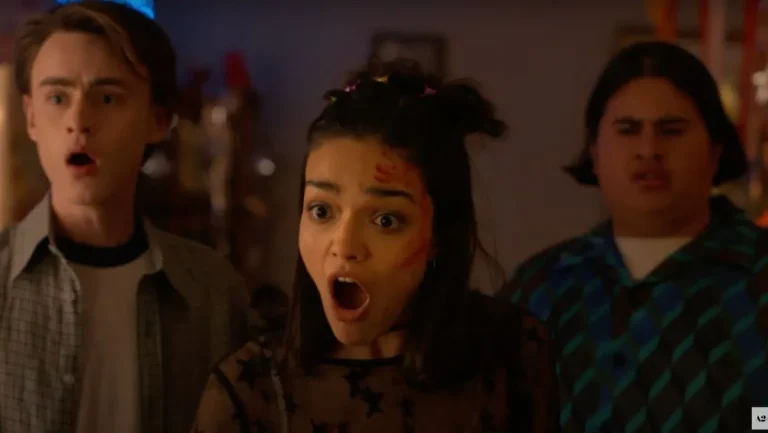 Y2K (2024) Movie Review: SNL Graduate Kyle Mooney Underperforms with a Stale Apocalyptic Comedy