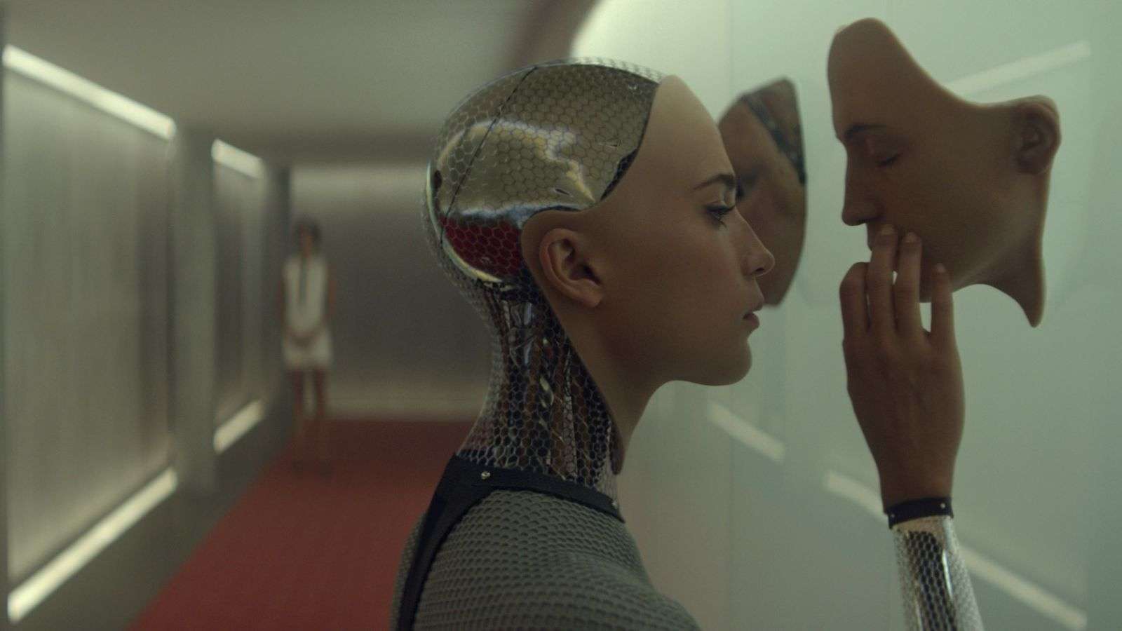 Ex Machina (2015)