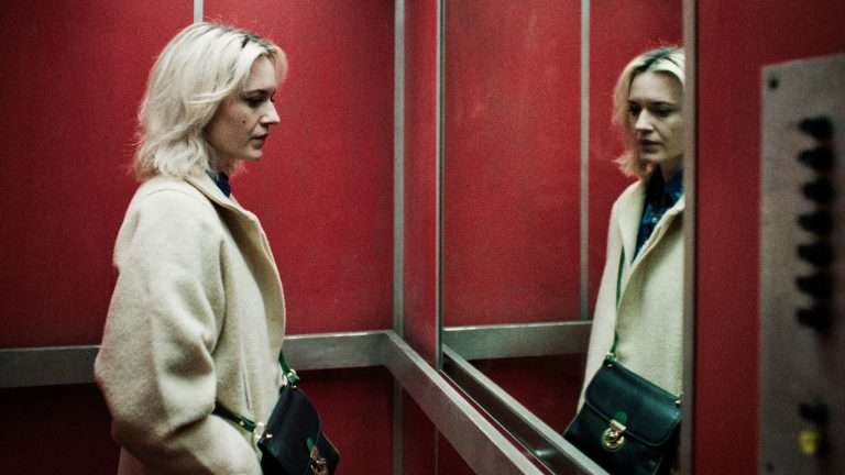 Perla (2025) ‘IFFR’ Movie Review: Restless, Layered Drama Ponders Choices and Consequences