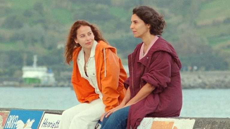 Ariel (2025) ‘IFFR’ Movie Review: A Delightfully Sly, Dreamlike Play on Performance and Projection