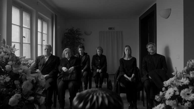 In My Parents’ House (Im Haus meiner Eltern, 2025) ‘IFFR’ Movie Review: Tim Ellrich’s Drama on Caregiving Woes is Emotionally Effective but a Tad Unsurprising