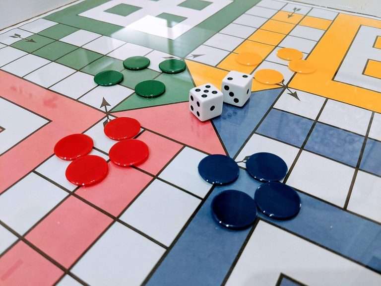 Ludo vs Snakes and Ladders Games – Why It Stands Out as a Favorite