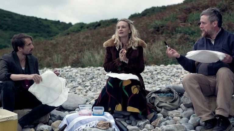 The Ballad of Wallis Island (2025) Movie Review: Charming Music Comedy Doesn’t Overstay Its Welcome