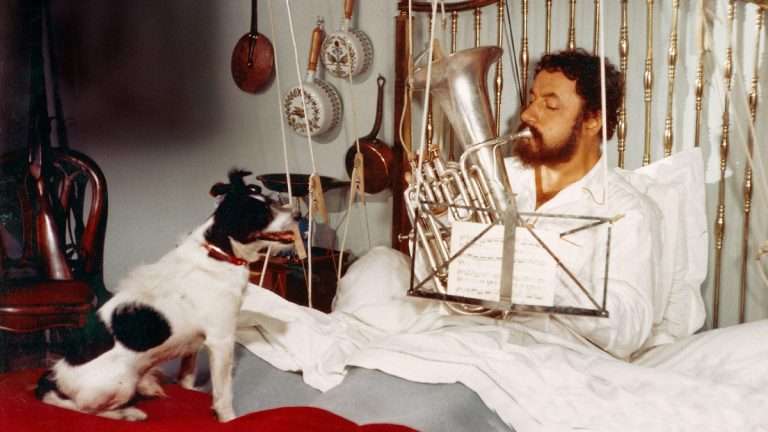 Very Happy Alexander (Alexandre le bienheureux, 1968) Movie Review: Revolutionizing Life by Staying in Bed