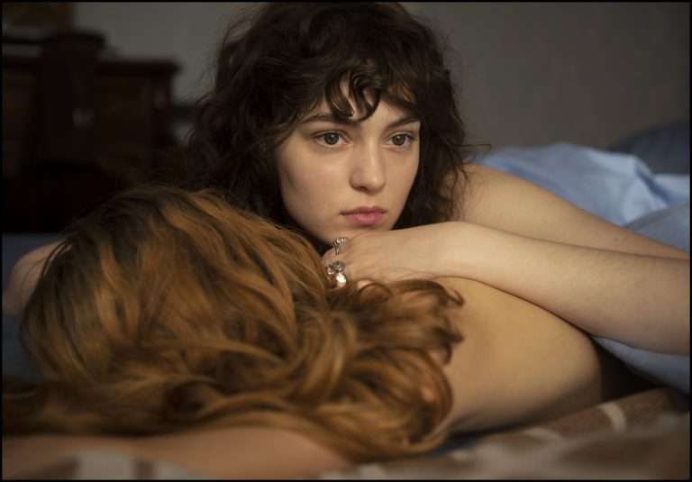 Being Maria (2024) Movie Review & Ending Explained: Does Maria Choose to Meet Bertolucci?