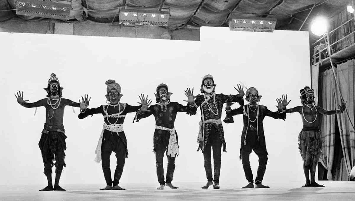 Reasons & Debates: Revisiting the Goopy-Bagha Saga